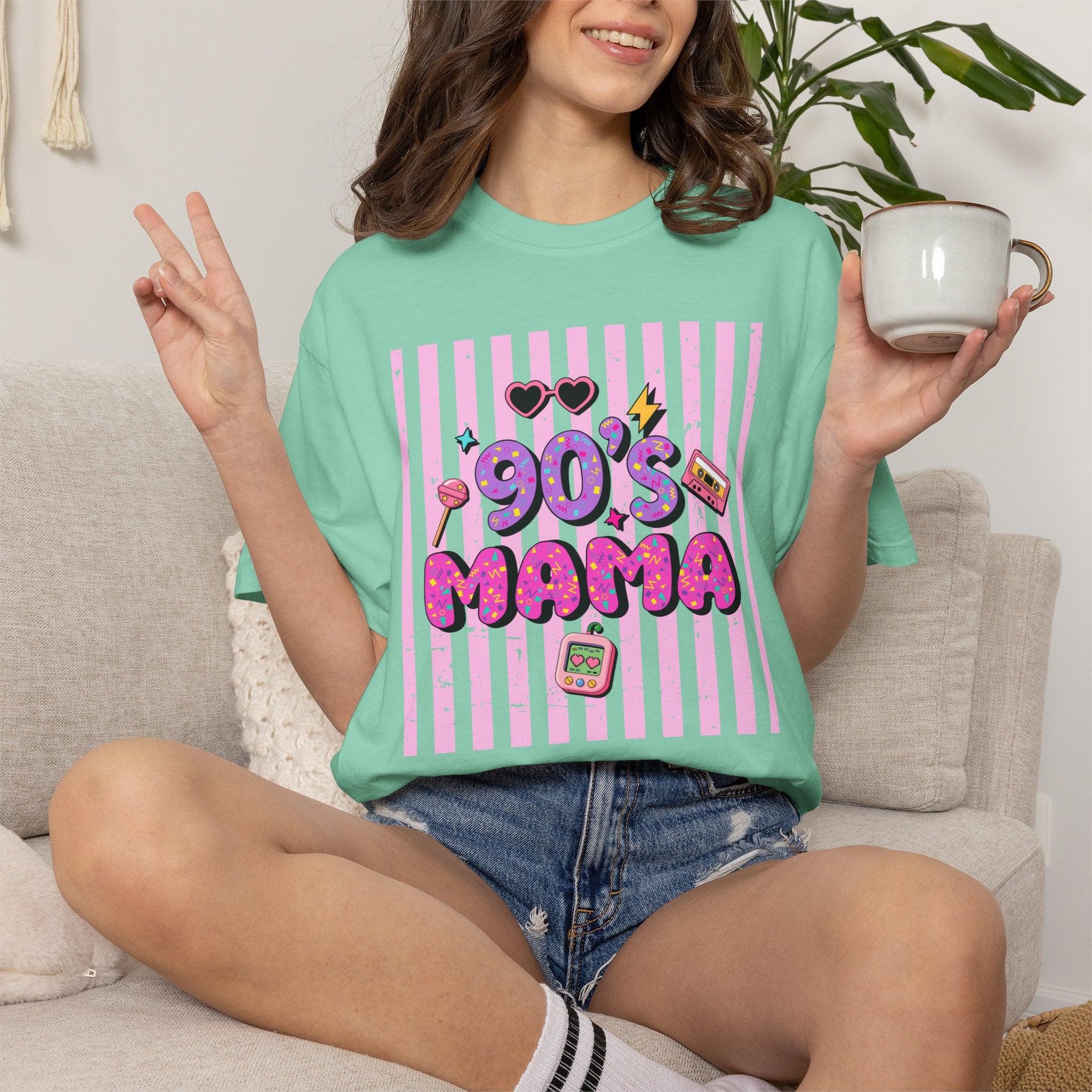 Retro 90's Mama Throwback Comfort Colors T-Shirt
