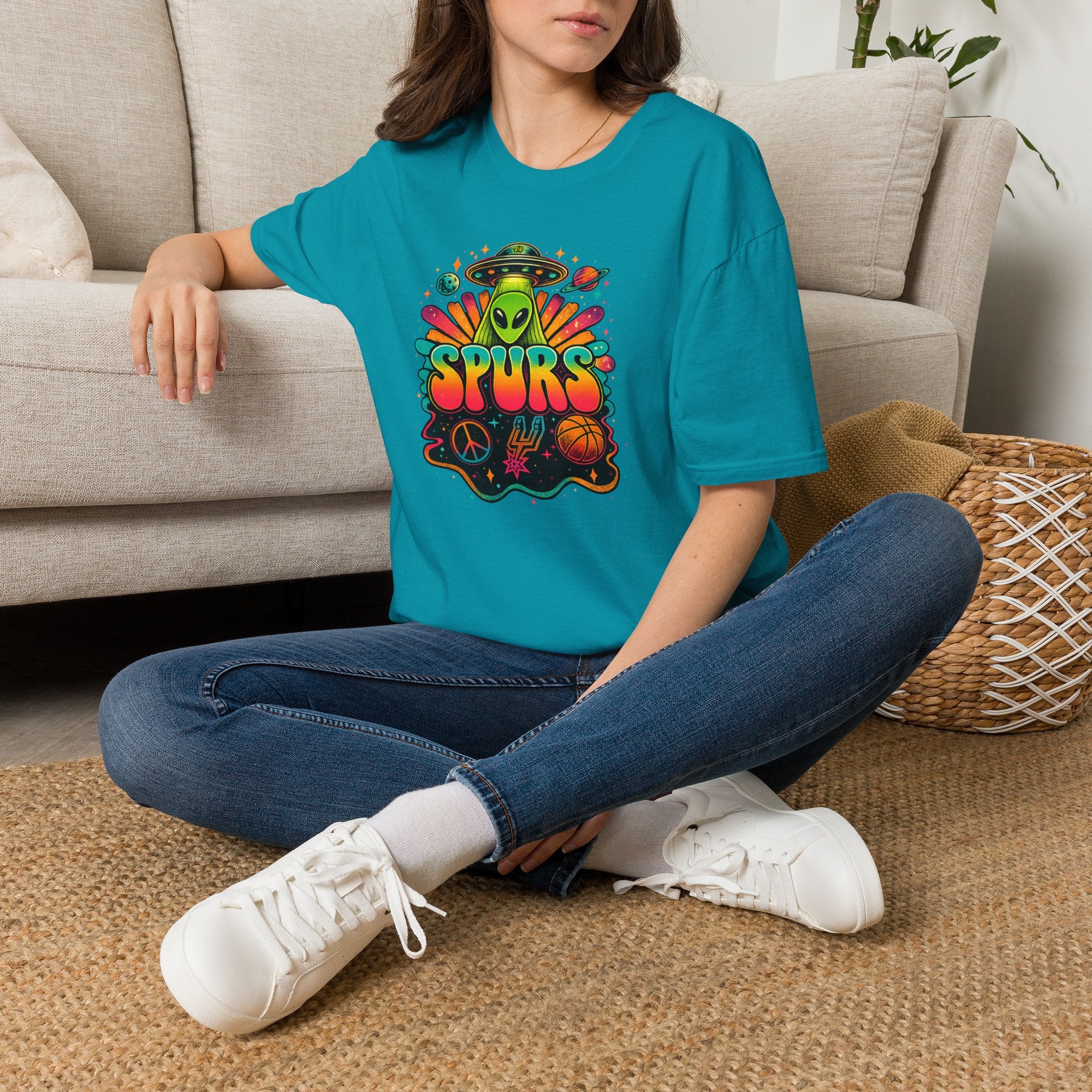 Retro Alien San Antonio Basketball  T-Shirt